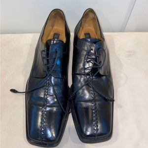 Mens size 12 Mezlan black lace up shoes